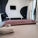 米卡别墅酒店 *