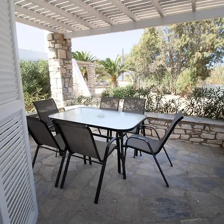 Mika Apartman Náusza