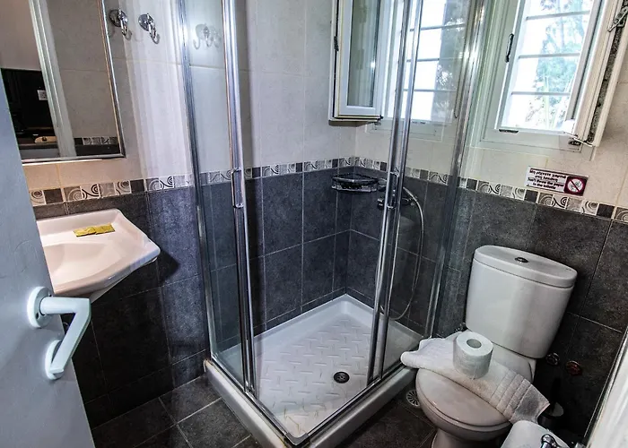 米卡别墅酒店 *